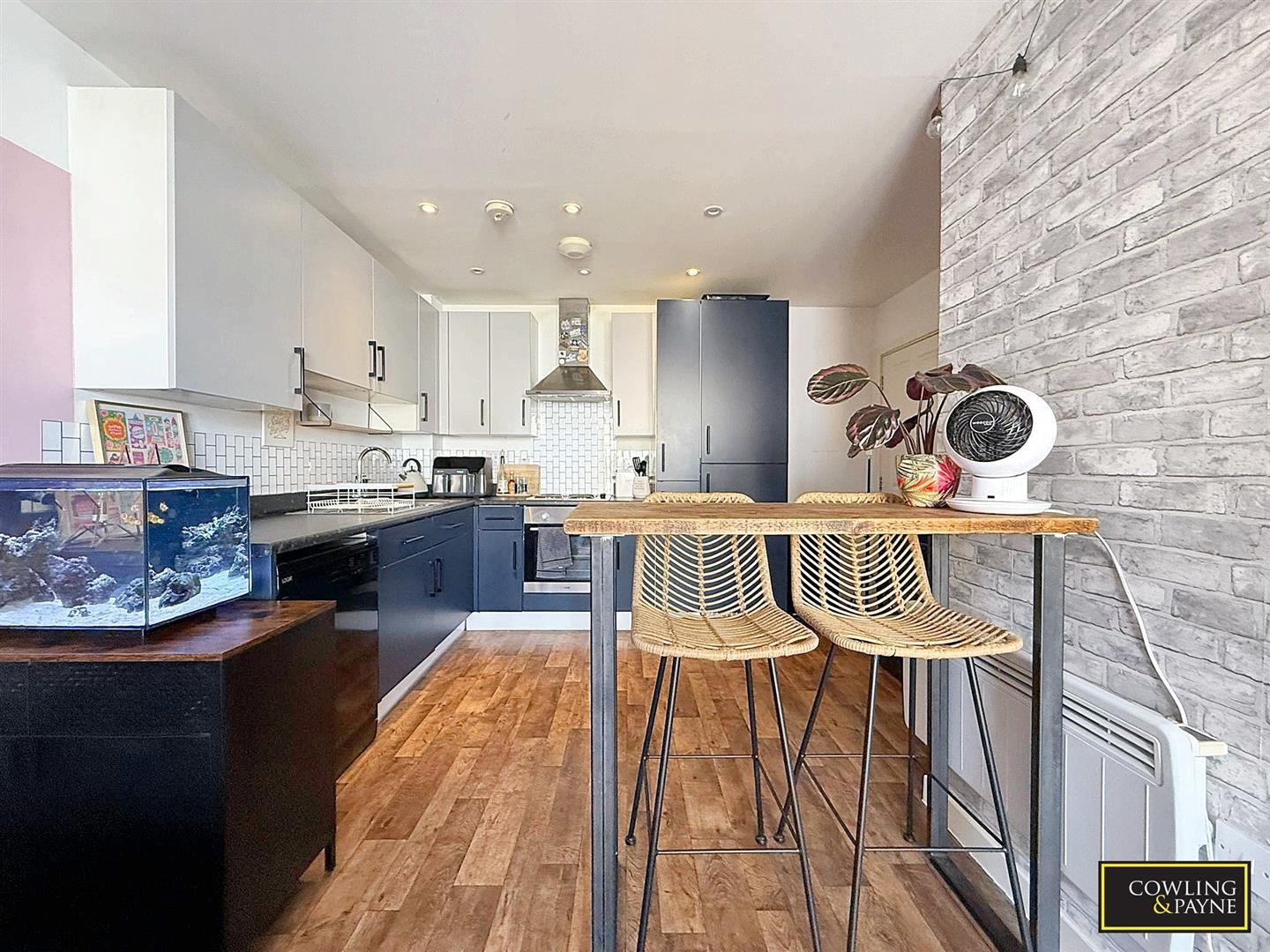 Golden Jubilee Way, Wickford